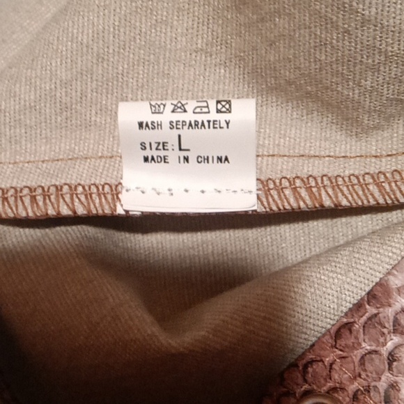 Snake skin skirt multi sizes med and large mini skirt - Picture 4 of 12